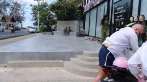 Дорога от Phoenix Hotel Karon Beach к пляжу