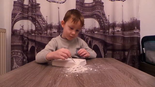 Раскопки камней.Edelsteine mineralien смотреть онлайн