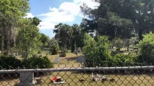 АМЕРИКАНСКОЕ КЛАДБИЩЕ. КАКОЕ ОНО В АМЕРИКЕ