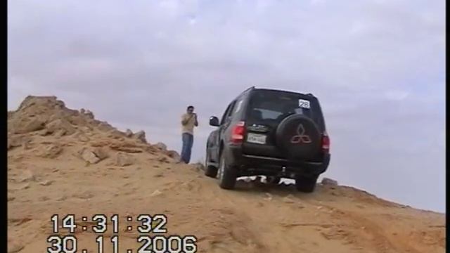 Mitsubishi Pajero VS Mercedes ML350 смотреть онлайн