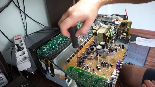 Ремонт Audio AV-ресивера Onkyo TX-NR525. Отправили на свалку! Все мастера и сервисы отказались! смотреть онлайн