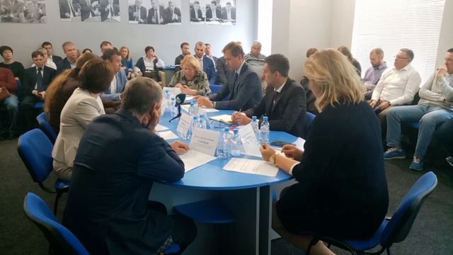 Круглый стол "Лесопромышленный комплекс Прикамья: новые стратегии" смотреть онлайн