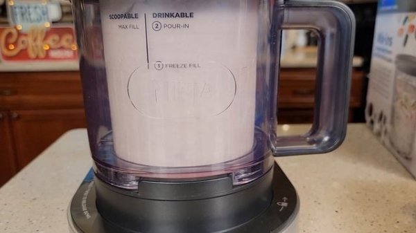 Ninja CREAMi Deluxe NC501 Ice Cream & Frozen Drink Maker REVIEW    I LOVE IT!!!!!