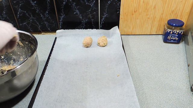 Zucchini Pancakes with Chicken Patties - Cook with K.P SE21 EP17 смотреть онлайн