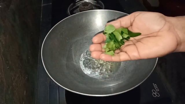 6 மாதம் வரை கெட்டு போகாத தக்காளி ஊறுகாய் | How to make Tomato Pickle in Tamil | Thakkali oorugai . смотреть онлайн