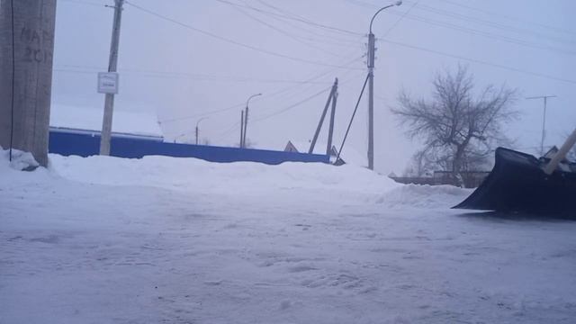 Чем заняться в выходные? Чистка снега, ну и куда же без баньки. смотреть онлайн