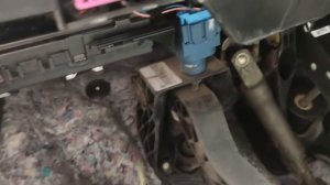 ⛽️ Как слить бензин из бака автомобиля vw polo sedan ?