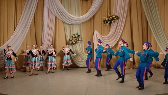 Народный ансамбль народного танца «Зоренька», «ЦДЮТ Петровского района г.Донецка» Казачий смотреть онлайн