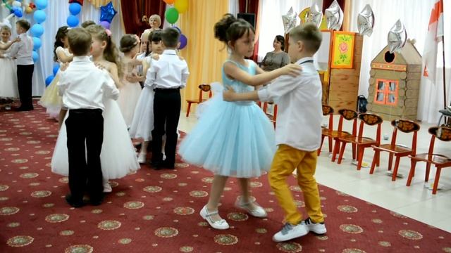 Выпускной в детском саду #PolinaLike смотреть онлайн