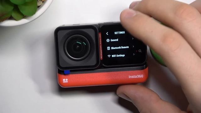 Как выставить автоотключение камеры Insta 360 one RS?  Автоотключение на Insta 360 one RS