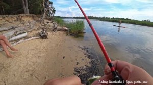 ХИТРЫЙ ОТВОДНОЙ ПОВОДОК на реке Гауя! Ловля окуня на живую насадку! Если окунь есть он ТОЧНО клюнет