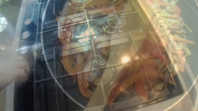 Два салата за 15 мин.! Фунчоза и салат с огурцами по-корейски (огурчи)! #фунчоза #огурчи #покорейски смотреть онлайн