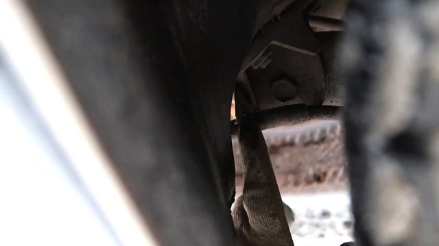 УБИРАЮ СКРИП ЗАДНЕЙ ПОДВЕСКИ НА ЛАДА ГРАНТА ИЛИ КАЛИНА , КАК БЫСТРО ИЗБАВИТЬСЯ ОТ СКРИПА ? смотреть онлайн