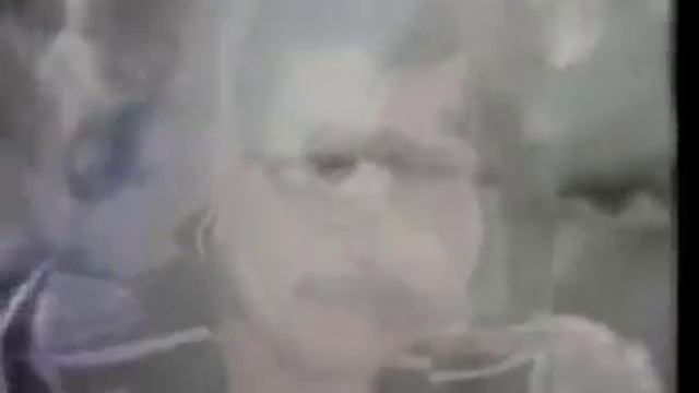 Freddie Mercury - Living on my own [Lyrics].mp4 смотреть онлайн