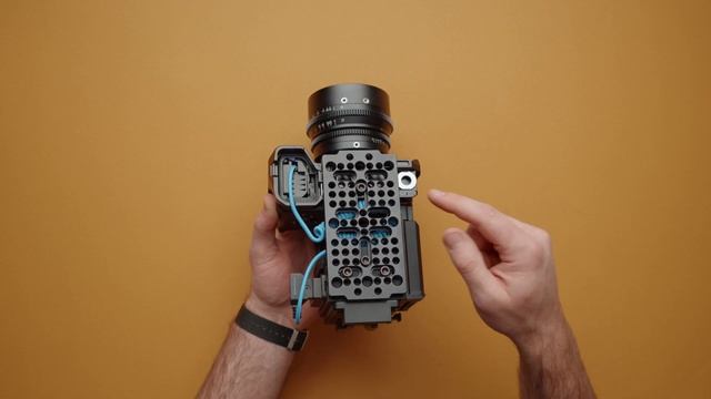 CineBack FX3 and FX30 Camera Rig! смотреть онлайн