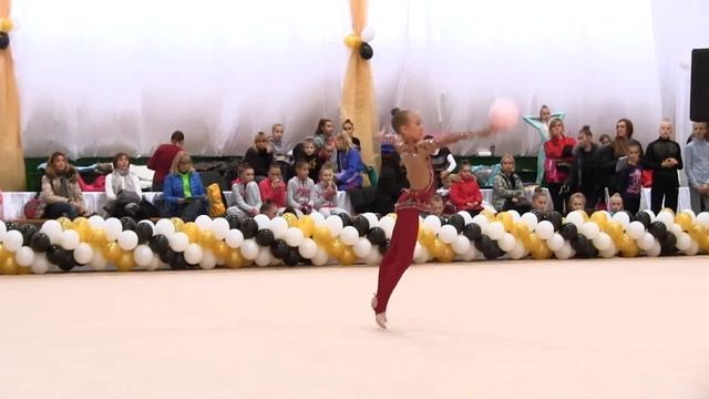 Бурячинська Ульяна 2006 мяч смотреть онлайн