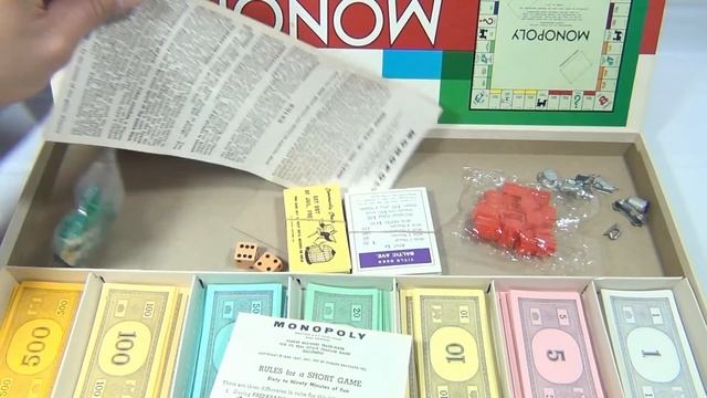 Monopoly Vintage Board Game, 1961 Parker Brothers - Classic Real Estate Trading Game смотреть онлайн