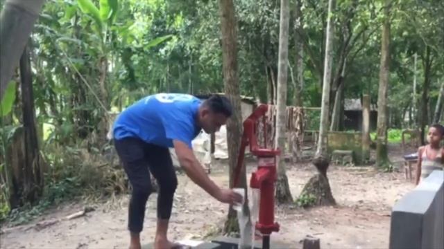 Moulvi Bazar Water Pump смотреть онлайн