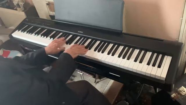 Waterloo Sunset (The Kinks) on Kawai ES110 piano - Alex Govier смотреть онлайн