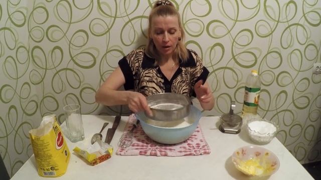 Сдобное дрожжевое тесто на молоке Простой рецепт для выпечки к чаю! смотреть онлайн