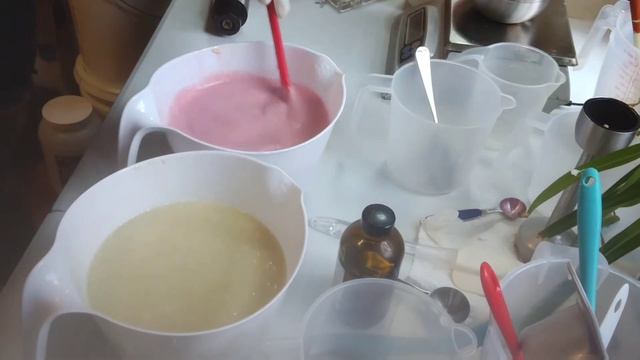 Victorian Rose Soap | Two batches Pink in white and white in Pink swirls. Summer weather is HERE! смотреть онлайн