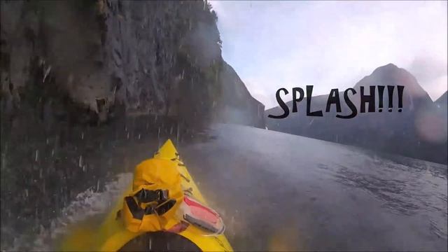 Exploring Milford Sound on a Kayak смотреть онлайн