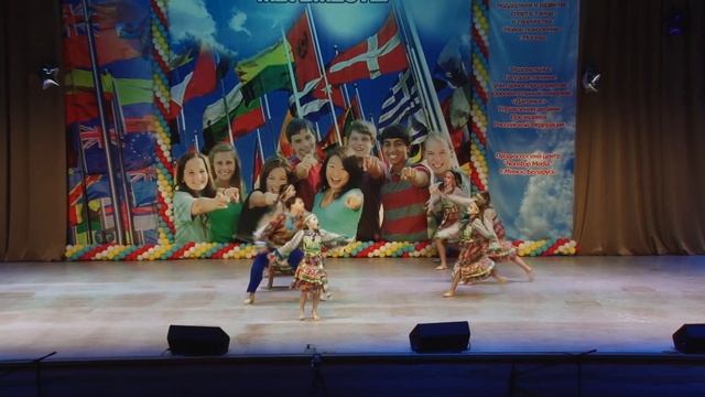 Ансамбль современного эстрадного танца «Аврора» - «Черёмушка» смотреть онлайн