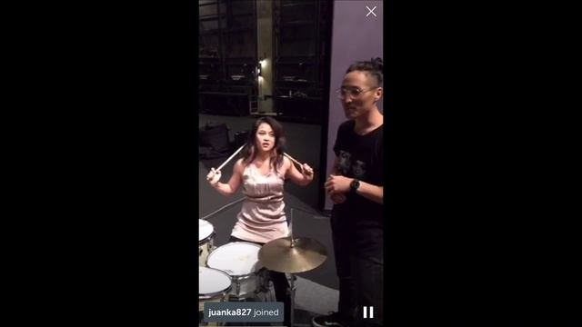 Sophia's Bucketlist: Drum Lesson with John Chong of Run River North смотреть онлайн