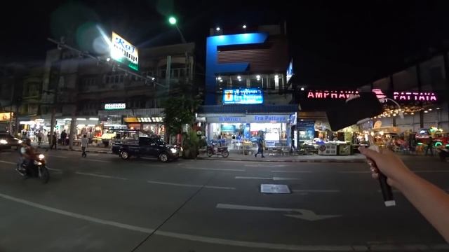 ПАТТАЙЯ. Где НЕ ДОРОГО поесть. Идем на ВОЛКИН СТРИТ через ТУК КОМ. смотреть онлайн