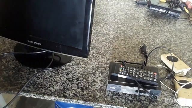 'TV CASEIRA 'com monitor de computador/ Como fazer uma tv com um monitor смотреть онлайн
