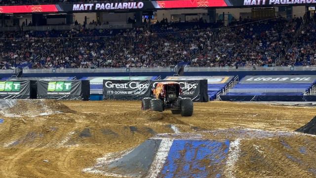 Monster Jam Miami 02/24/2024 FREESTYLE (4k60fps) смотреть онлайн
