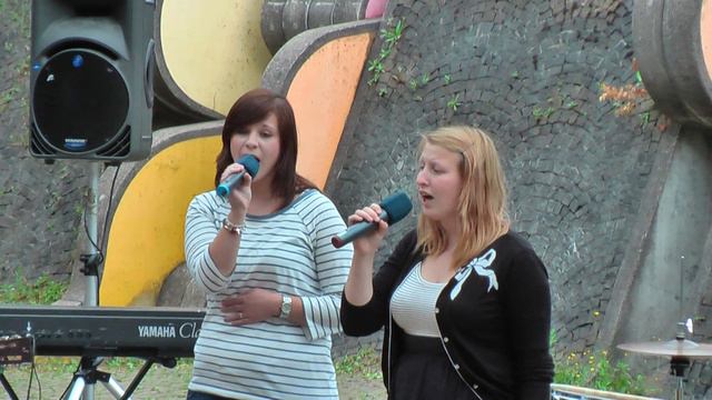 Julia Braun und Hannah Pierchalla-Leaving/Indigo Girls 2011 смотреть онлайн
