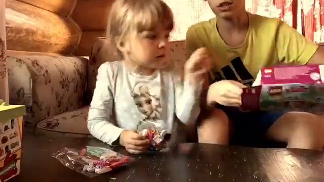 очень много игрушек😻 LEGO_головоломка_распаковка игрушек👑👍🏼 смотреть онлайн
