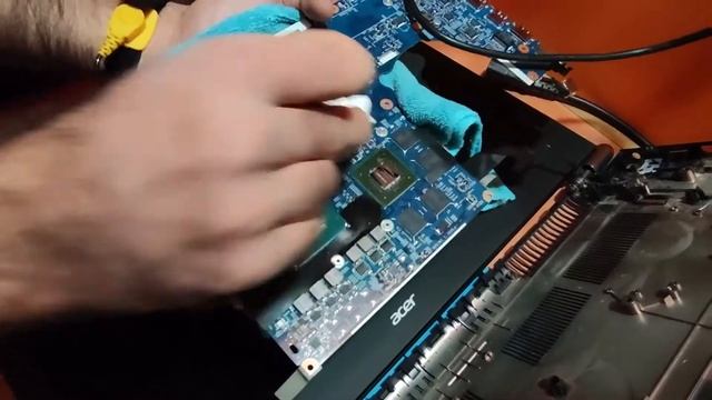 Acer Aspire Nitro VN7-791G Laptop Bakım Ve SSD Montajı Nasıl Yapılır? Nelere Dikkat Etmek Gerekir?