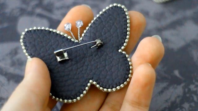 Яркая бабочка смотреть онлайн