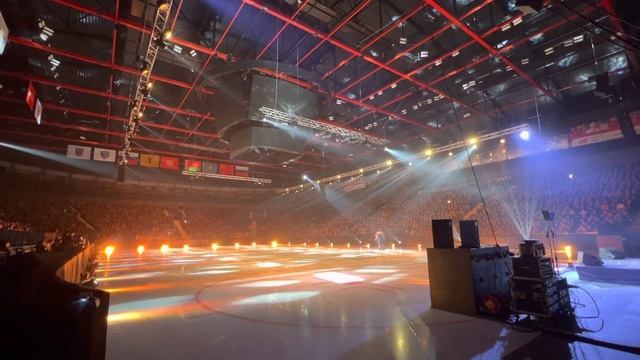 Руслан Ивакин Песня о далекой Родине Максим Ставиский и Албэна Денкова Ярославль смотреть онлайн