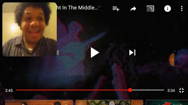 TRIPPY AS HELL!| PARAMORE-CAUGHT IN THE MIDDLE REACTION смотреть онлайн