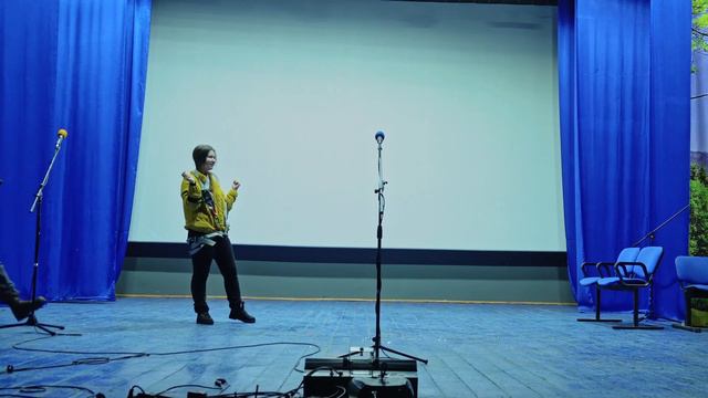 Сценка новичков "Старик в горном клубе" смотреть онлайн