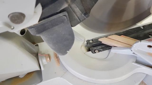 Входная дверь из дуба. Филенка. смотреть онлайн