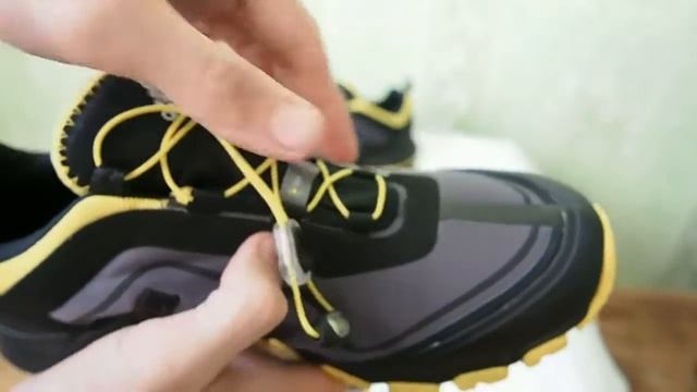 Обзор кроссовок Adidas Seamless смотреть онлайн