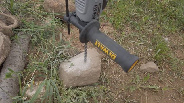 Аккумуляторный перфоратор Dewalt DCH172 тест на АКБ 1.3 смотреть онлайн