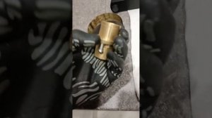 Гайка крепления смесителя. Рекомендую всегда менять гайки крепления в смесителях из Китая.