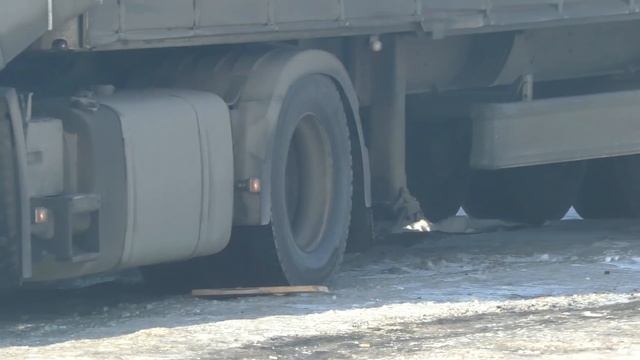 ИЗМЕНЯЮ ЖЕНЕ И НЕ ПОМОГАЮ КОЛЛЕГАМ. ЧТО МНОЙ ПРОИСХОДИТ? Дальнобой в ИТЕКО. смотреть онлайн