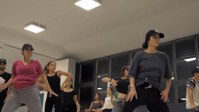 Alisa's Tsitseronova Workshop - Enrythme Dance Team смотреть онлайн