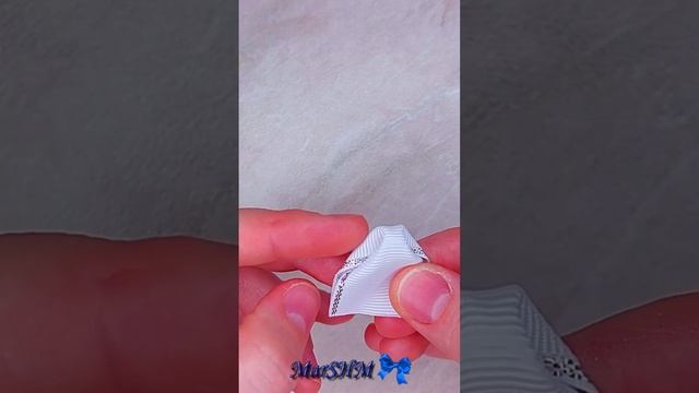 простые бантики канзаши #Shorts смотреть онлайн