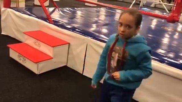 Makogonenko Kira for World’s Best смотреть онлайн
