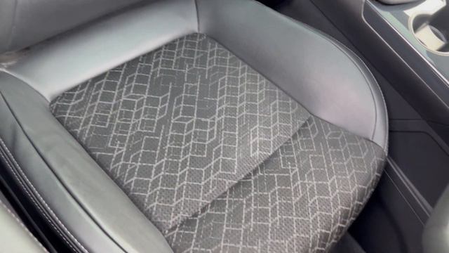 Peugeot 3008 1.6 HDi Allure 5dr смотреть онлайн
