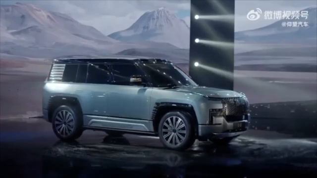 ?YANGWANG U8 2023?CHINESE BYD COMPANY SURPRISE THE WORLD WITH TOP BEST EV- OFFROADER смотреть онлайн