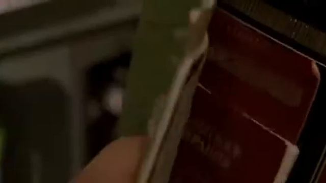 Киноляп в фильме Идентификация Борна