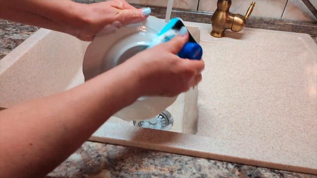 Классные самоделки для мытья посуды из бутылки и губки смотреть онлайн